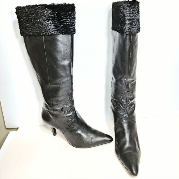 Arturo Chiang  - Picture 1 of 13